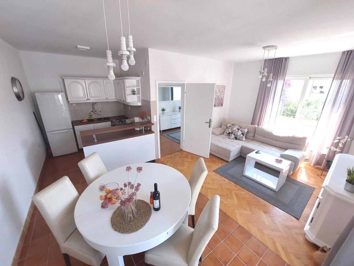 Gulin Apartments Vodice Exteriér fotografie